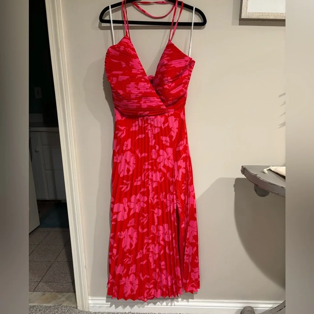 Lulu's Vibrant Moment Red and Pink Floral Pleated Lace-Up Midi Dress in Small - Picture 7 of 8
